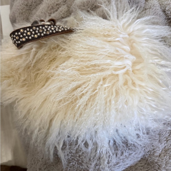 Mongolian Sheep Suede Leather Purse with Leather Handle with Swarovski Crystals. - Picture 8 of 8